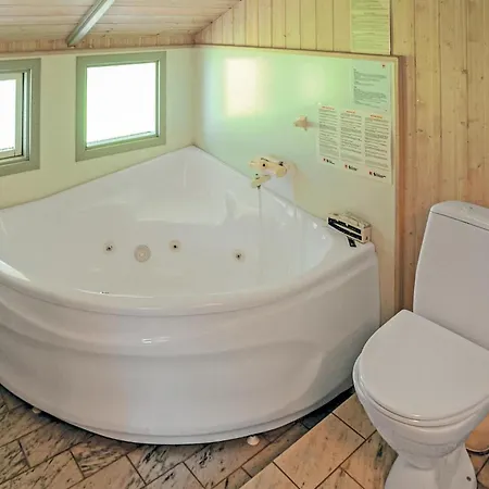 Casa de Férias Beautiful In With Sauna *